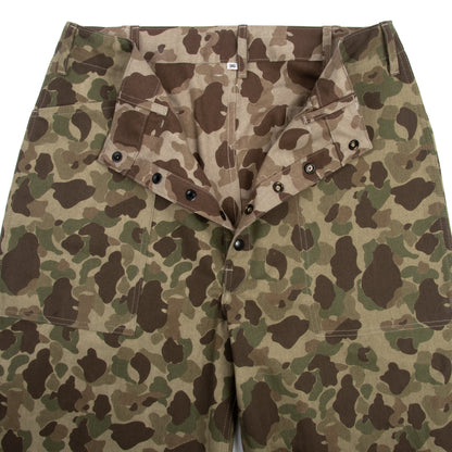 USMC P-42 CAMOUFLAGE HBT TROUSERS YELLOW BACKGROUND