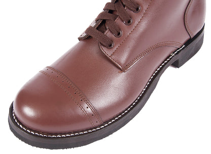 RUSSET LOW BOOTS REINFORCED WITH RUBBER SOLES.